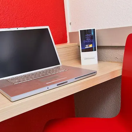 Premiere Classe Sud - Bezannes Hotel *