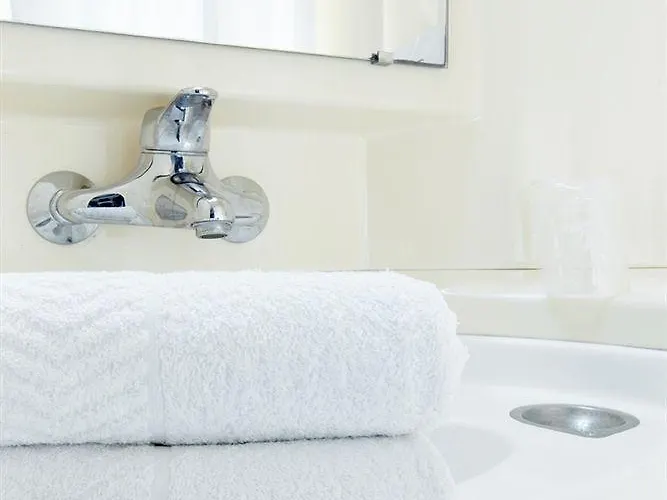 Premiere Classe Sud - Bezannes Hotel *