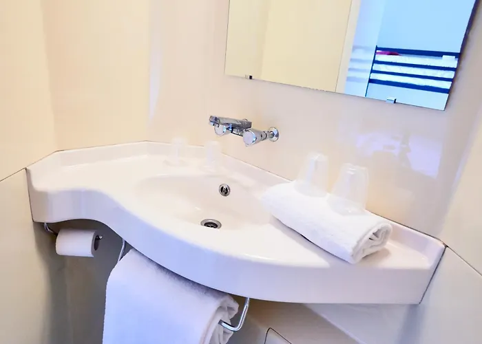 Premiere Classe Sud - Bezannes Hotel *